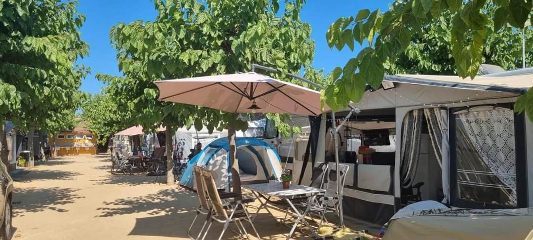 Camping El Pinar Platja Santa Susanna Exterior photo