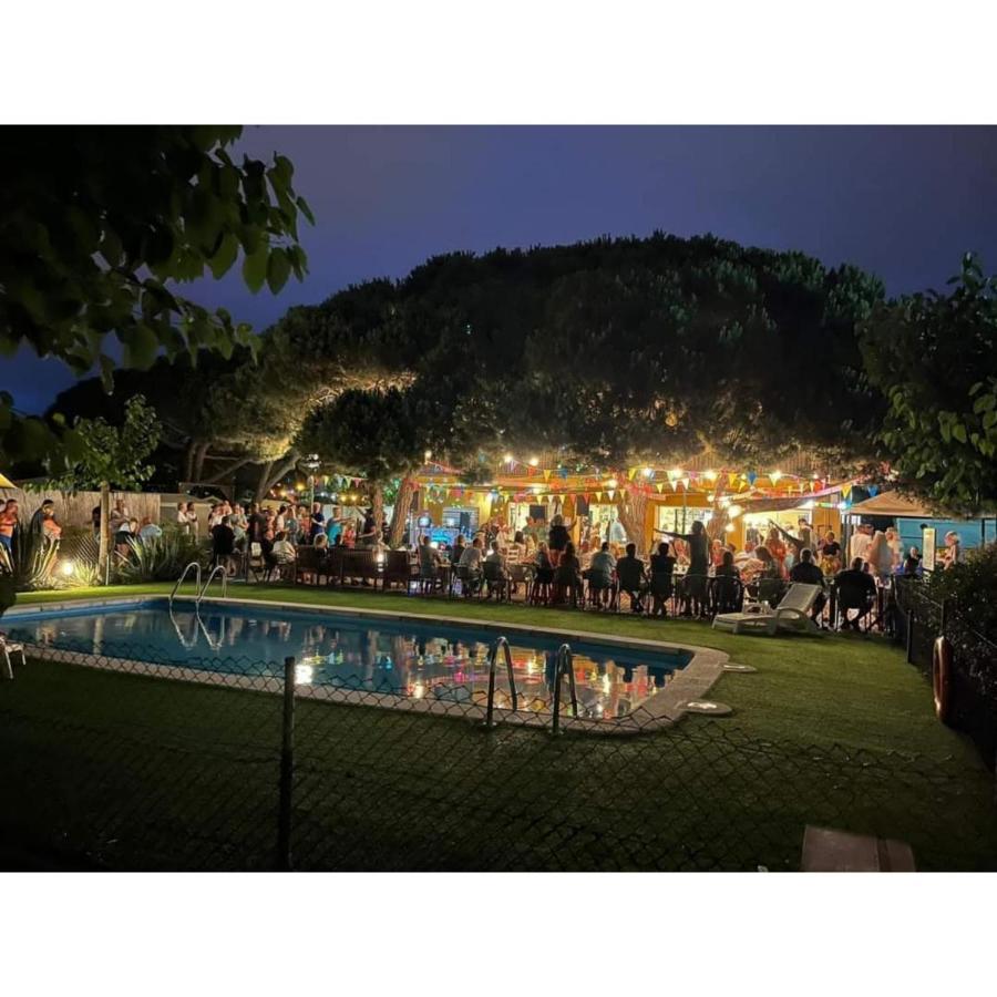 Camping El Pinar Platja Santa Susanna Exterior photo