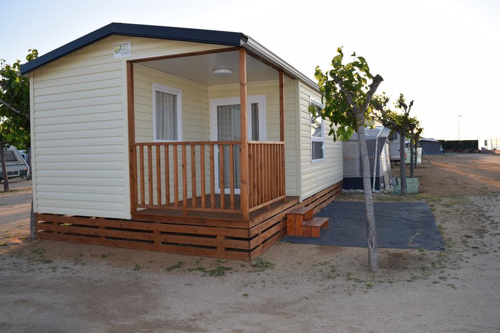 Camping El Pinar Platja Santa Susanna Exterior photo